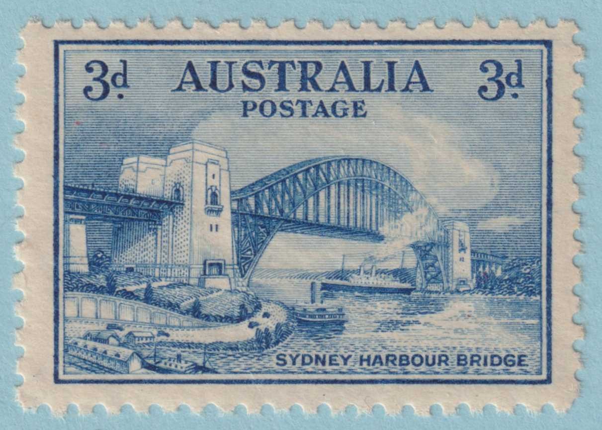 AUSTRALIA 131  MINT NEVER HINGED OG ** NO FAULTS VERY FINE! - RLH