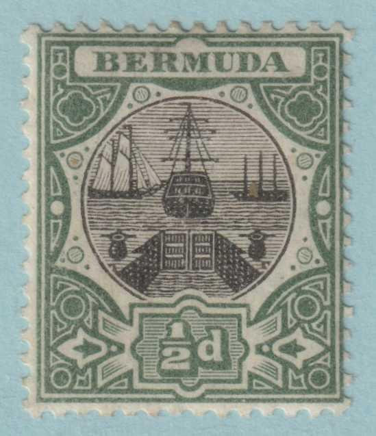 BERMUDA 32  MINT HINGE REMNANT OG * NO FAULTS VERY FINE! - TFF