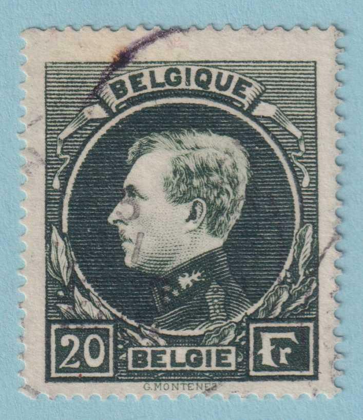 BELGUIM 213 - USED - NO FAULTS VERY FINE!